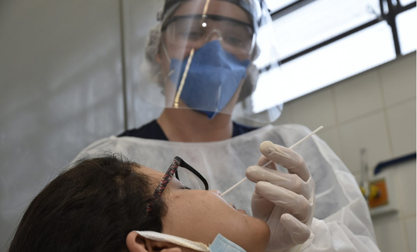 Exame positivo para Covid substitui atestado médico para parte de profissionais de Londrina (PR)