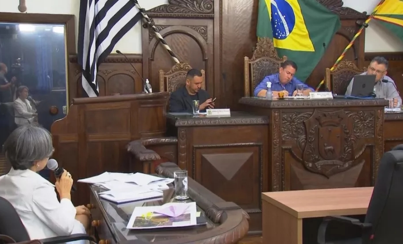'CEI da Educação': relatório é protocolado e acusa Prefeitura de Bauru de irregularidades