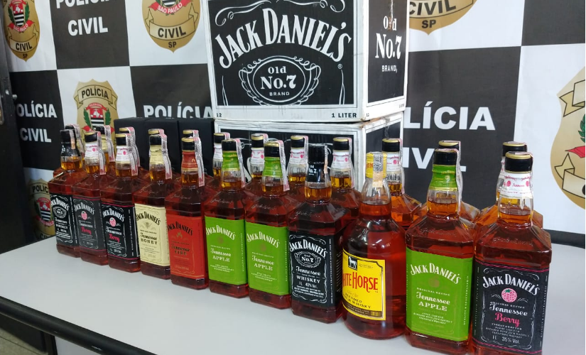Mais de 1.000 litros de whisk sem nota fiscal são apreendidos pela Polícia Rodoviária Federal em Ourinhos (SP). (Foto ilustrativa)