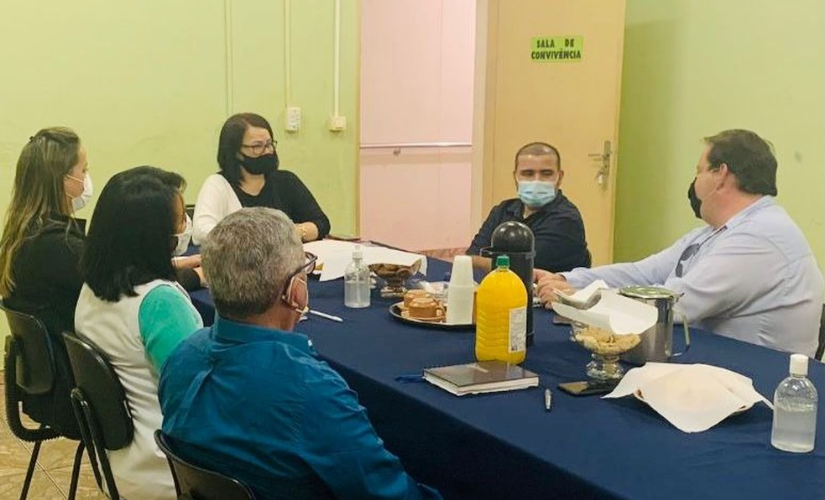 Prefeitura de Ourinhos discute em encontro sobre o transporte de pessoas com deficiência