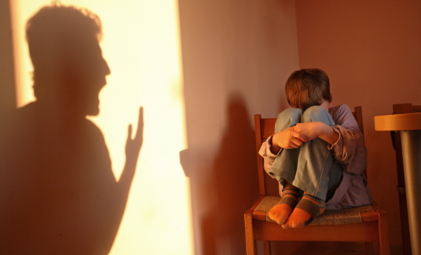 Criança de 3 anos é internada após suspeita de agressão cometida por padrasto e mãe em Bauru (SP)