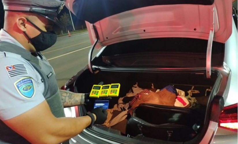 Homem é detido e investigado por aplicar golpe em idoso (Foto: Polícia Militar)