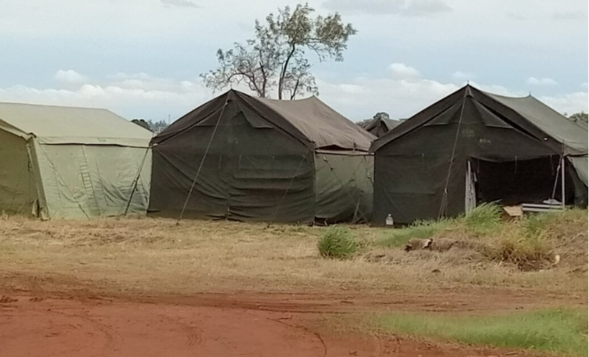 Acampamento da Marinha às margens da Raposo Tavares em Assis chama atenção