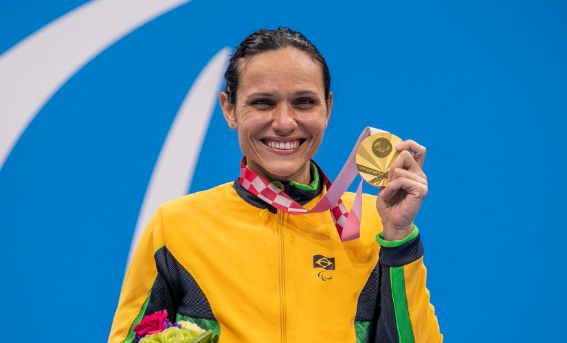 Paralimpíada: Carol Santiago é ouro e Cecília Araújo prata na natação